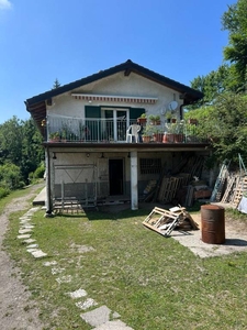 villa in vendita a Neirone