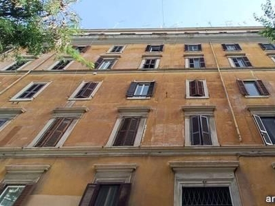 Appartamenti Roma Esquilino - San Lorenzo Via Carlo Alberto 26 cucina: A vista,