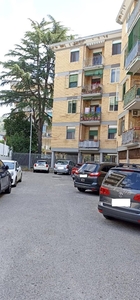 Appartamento in vendita a Salerno Pastena