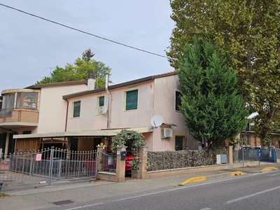 Casa indipendente in vendita, Ravenna piangipane