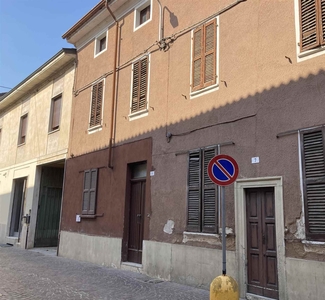 Casa semi indipendente in vendita a Gambolo' Pavia