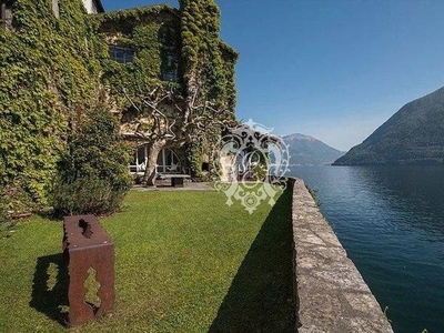 Prestigiosa villa in vendita Brienno, Lombardia