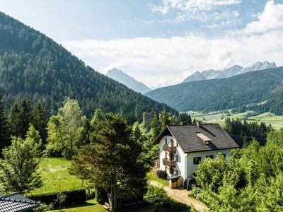 Prestigiosa villa di 360 mq in vendita Via del Sole, Monguelfo-Tesido, Bolzano, Trentino - Alto Adige