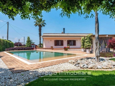 Prestigiosa villa di 238 mq in vendita Contrada Balice, 252, Monopoli, Bari, Puglia