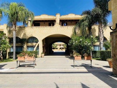Villa a schiera in vendita a Campofelice Di Roccella Palermo