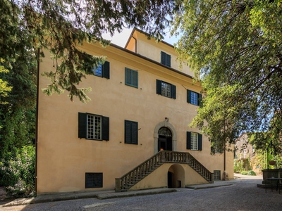 Casa in vendita in Collesalvetti, Italia