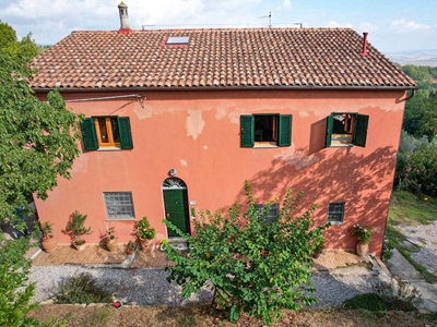 Casa indipendente in vendita 4 Stanze da letto a Rosignano Marittimo