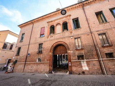 Uffici di 426 m² in Ferrara