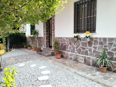 Villa Bifamiliare con giardino, Livorno salviano