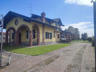 Villa in vendita a Cassolnovo via del Porto, 19