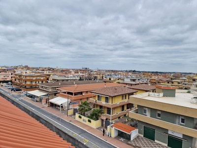 Casa a Fiumicino in Via Delle Nasse