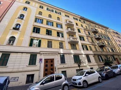 Casa a Roma in Via Emilio Faà Di Bruno, Prati