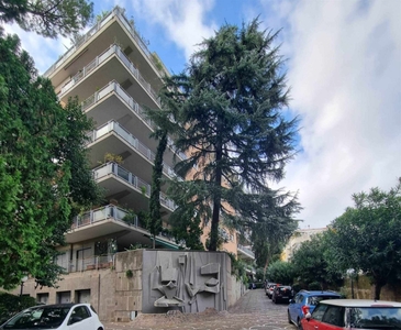 Quadrilocale in Via Costantino Maes, Roma, 2 bagni, posto auto, 151 m²