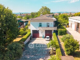 Casa indipendente in Vendita in Via Niccolò Copernico 90 a Forlì