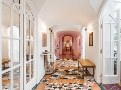 Prestigioso appartamento di 175 m² in vendita Via dei Chiavari, Roma, Lazio