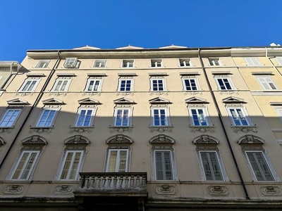 Appartamento in affitto a Trieste Città Vecchia