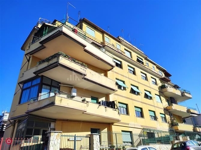 Appartamento in Vendita in Via Francesco Azzurri a Roma