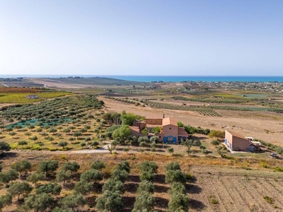 Prestigiosa Casa Indipendente di 600 mq in vendita Menfi, Sicilia