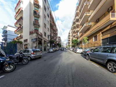 Appartamento in Vendita ad Portici - 209000 Euro