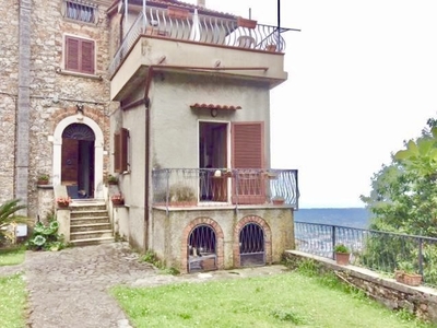 Appartamento in VIA RICCIO REBUTO - Capezzano Monte, Pietrasanta