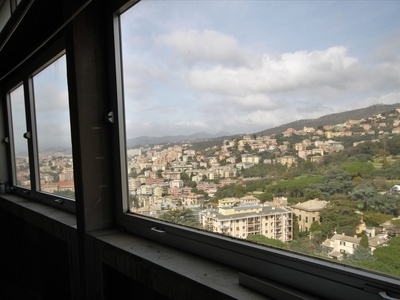 Appartamento in Via Stefano Prasca - Genova