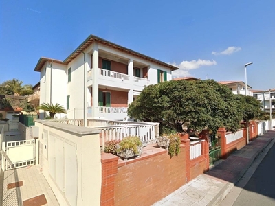 Appartamento indipendente in Via s. Lopez 7 in zona Castiglioncello a Rosignano Marittimo