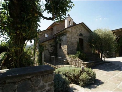 Casa indipendente in Via Cravilla Loc. Groppoli - Mulazzo