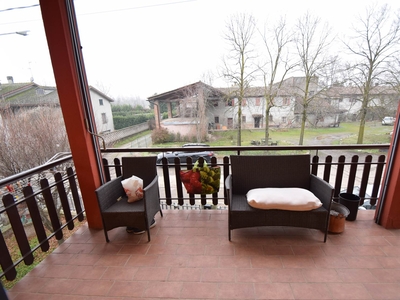 Villa in ottime condizioni in zona Casaliggio a Gragnano Trebbiense