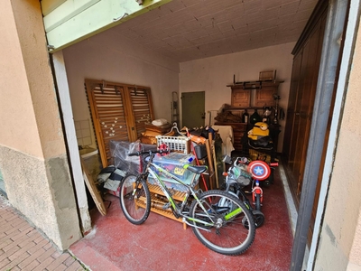 Garage in Via alcide de gasperi - Campomorone