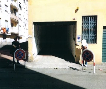 Garage in Via del Campasso - Sampierdarena, Genova