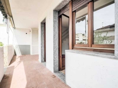 in Vendita ad Carrara - 298000 Euro