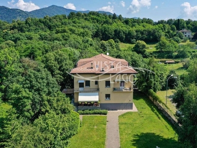 Prestigioso complesso residenziale in vendita via Conconi, 12, Como, Lombardia