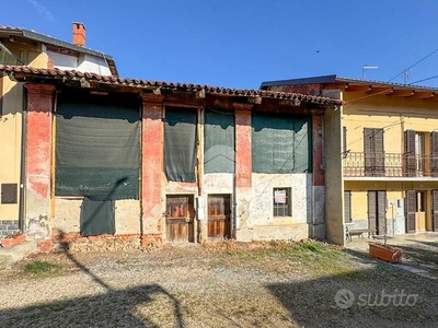 RUSTICO A VAL DELLA TORRE