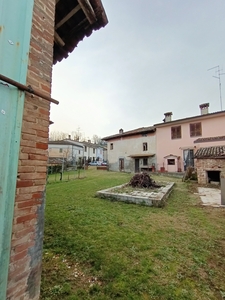 Villa a schiera in castelnuovo - Borgonovo Val Tidone