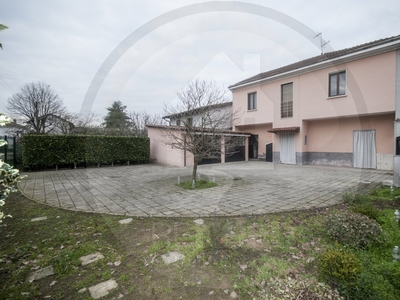 Villa a Schiera in vendita a Sant'Alessio con Vialone