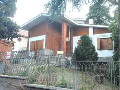 Villa Bifamiliare in vendita a Broni
