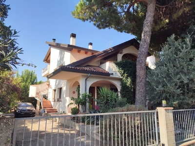 Villa in vendita Ravenna