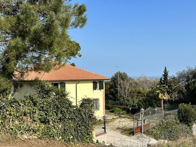 villa in vendita a Marina palmense