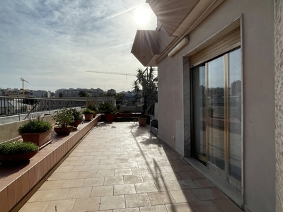 Appartamento di 145 mq in vendita - Bari