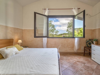 Appartamento di vacanza 'Casa Vacanza Baratz 4' con vista sulle montagne, giardino e Wi-Fi