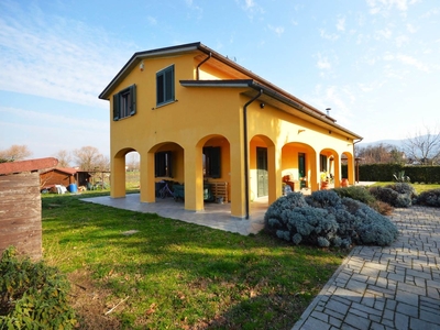 Appartamento in vendita a Arezzo Chiassa-tregozzano