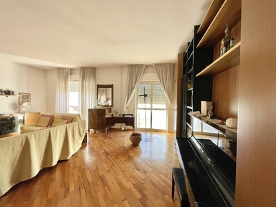 Appartamento in vendita a Canosa Di Puglia Barletta-andria-trani
