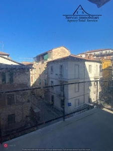 Appartamento in Vendita in Piazza Bruno Buozzi a Terni