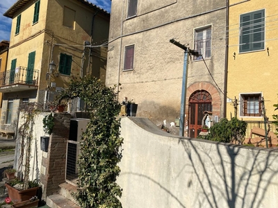 Appartamento in Vendita in Piazza della costituzione a Perugia