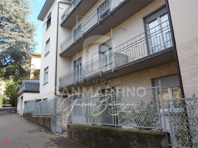 Appartamento in Vendita in Via Fratelli Comolli a Varese