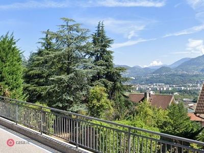 Appartamento in Vendita in Via per Belvedere a Trento