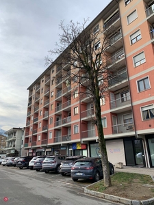 Appartamento in Vendita in Viale Milano a Sondrio