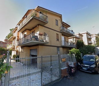 Appartamento in Via Paolo Emilio Pavolini, 46, Roma (RM)