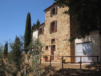 Casa di campagna Mulinello,appartata, panorama sulla valle di Montepulciano.
