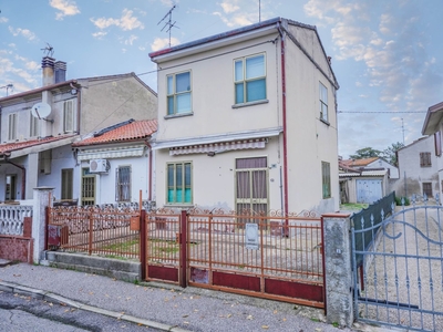 Casa indipendente 4 locali di 100 m² in Massa Fiscaglia